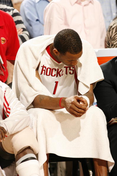 意甲第13轮纪律报告：阿莱格里对裁判出言不逊染红被停赛一场（意甲第13轮纪律通告：阿莱格里因对裁判出言不逊染红，禁赛一场）