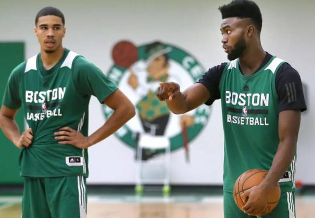 无缘世界杯最贵11人：KK领衔，索博、奥斯梅恩、姆伯莫在列（错过世界杯的身价最高11人：KK领衔，索博、奥斯梅恩、姆伯莫入围）