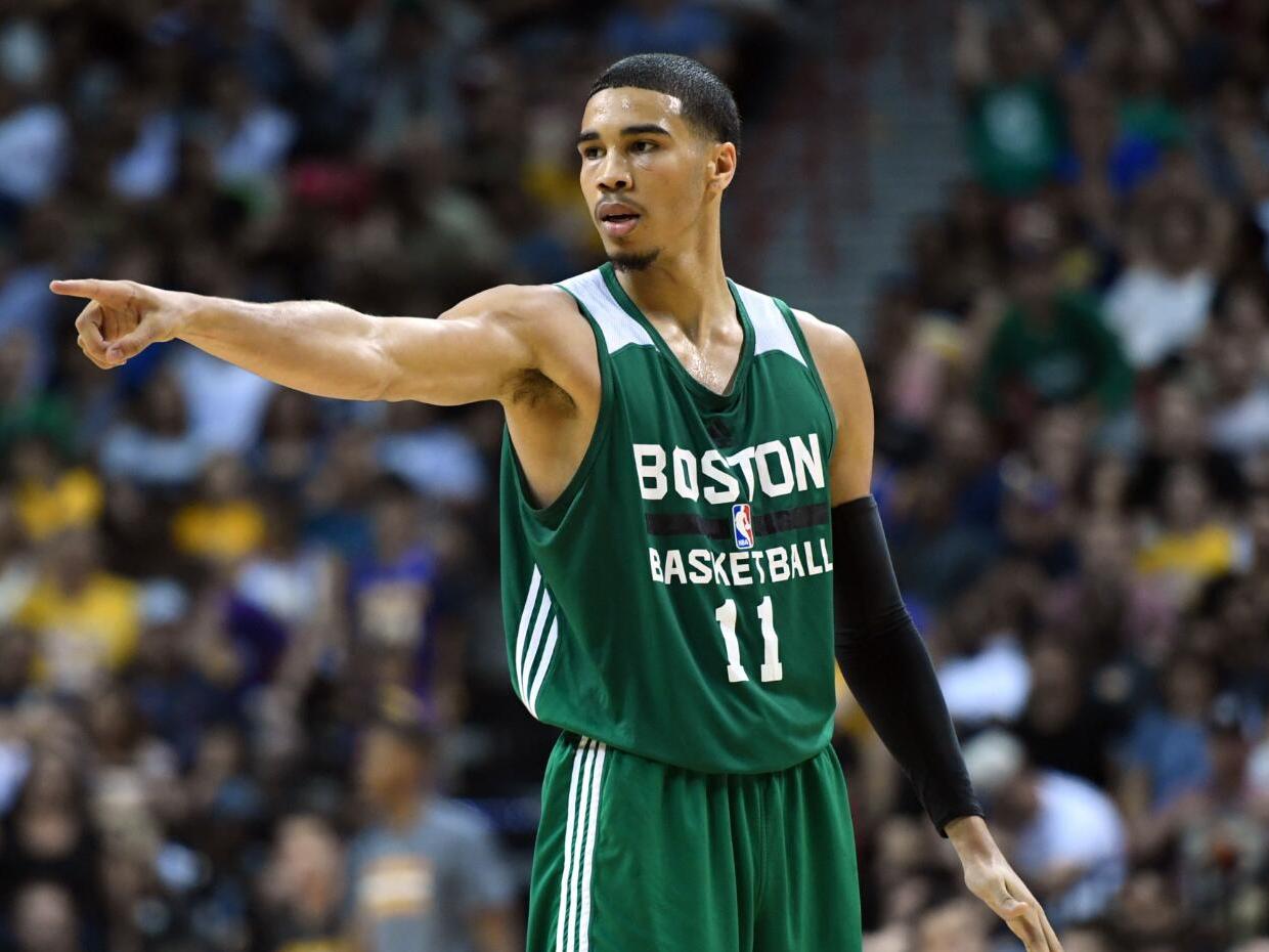 全民皆兵！公牛7人得分上双成功复仇黄蜂，终结7连败（多点开花！公牛7人上双复仇黄蜂，止住7连败）