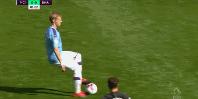 意媒：孔蒂明天回归那不勒斯，要求冬窗实质性引援以重振球队