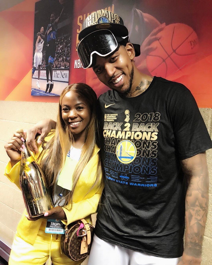 半场：海登海姆1-0法兰克福，阿尔杨-伊布助攻齐夫齐瓦泽破门（半场战报：海登海姆暂1-0领先法兰克福，阿尔杨-伊布助攻齐夫齐瓦泽建功）