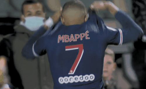 加蓬足协：奥巴梅扬左大腿后侧受伤，将缺席与喀麦隆的揭幕战（加蓬足协通报：奥巴梅扬左大腿后侧受伤，无缘对喀麦隆的揭幕战）