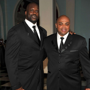 米体：弗拉霍维奇将在伦敦接受手术，目标是明年三月复出（米体：弗拉霍维奇赴伦敦手术，力争明年3月回归）