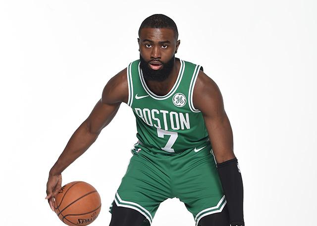 英媒：拜仁、尤文和巴黎有意免签科纳特，球员对各种选择持开放态度（英媒称拜仁、尤文、巴黎有意免签科纳特，球员对下家选择持开放态度）