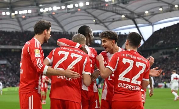 看了四年球了，在专科有一段时间刷抖音频繁给我推多...（看球四年，专科那会儿刷抖音老是给我推多...）