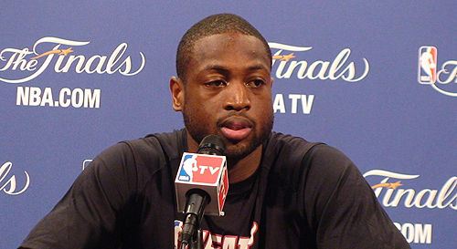 全家福宣，U16国少小将万项加盟塞尔超贝尔格莱德红星俱乐部（全家福官宣：U16国少小将万项加盟塞尔超贝尔格莱德红星）