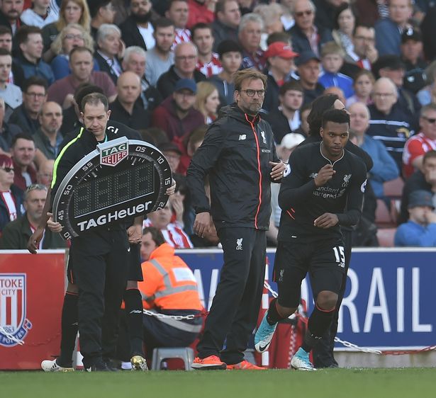 科里纳：正讨论足球中教练喊暂停的可能性，努力寻找解决方案