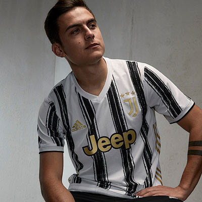 德转列21世纪参与进球榜：梅西1339球居首，C罗1253球第二（德转公布21世纪进球参与榜：梅西以1339球登顶，C罗以1253球列第二）